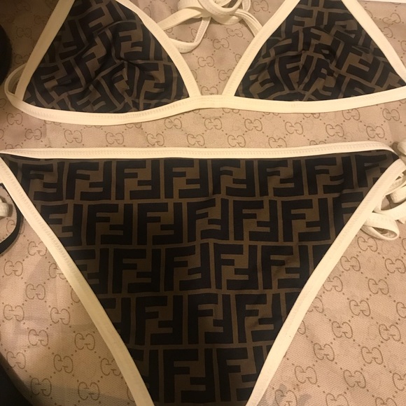 New never used , authentic excellet condition - Picture 3 of 9